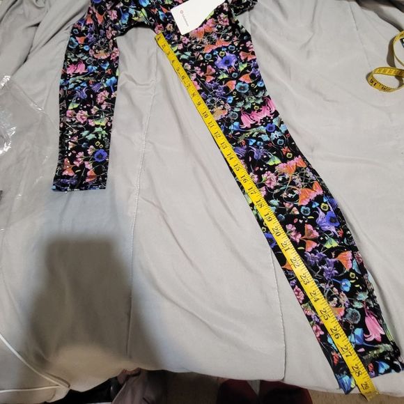 NWT Lululemon Sz2 Swift Speed HR Tight 28" Legging in Flowerscope Black Multi - Picture 12 of 13